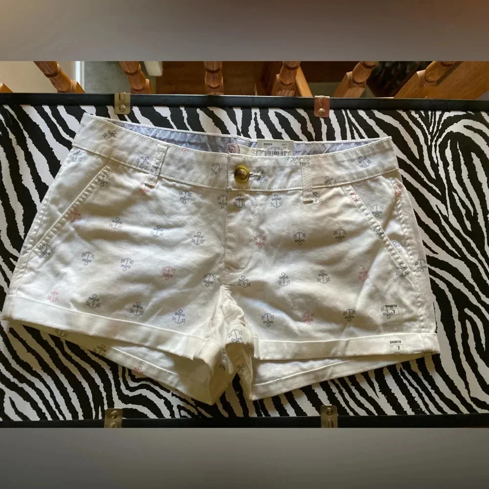 Anchor, shorts, size 7 NWT